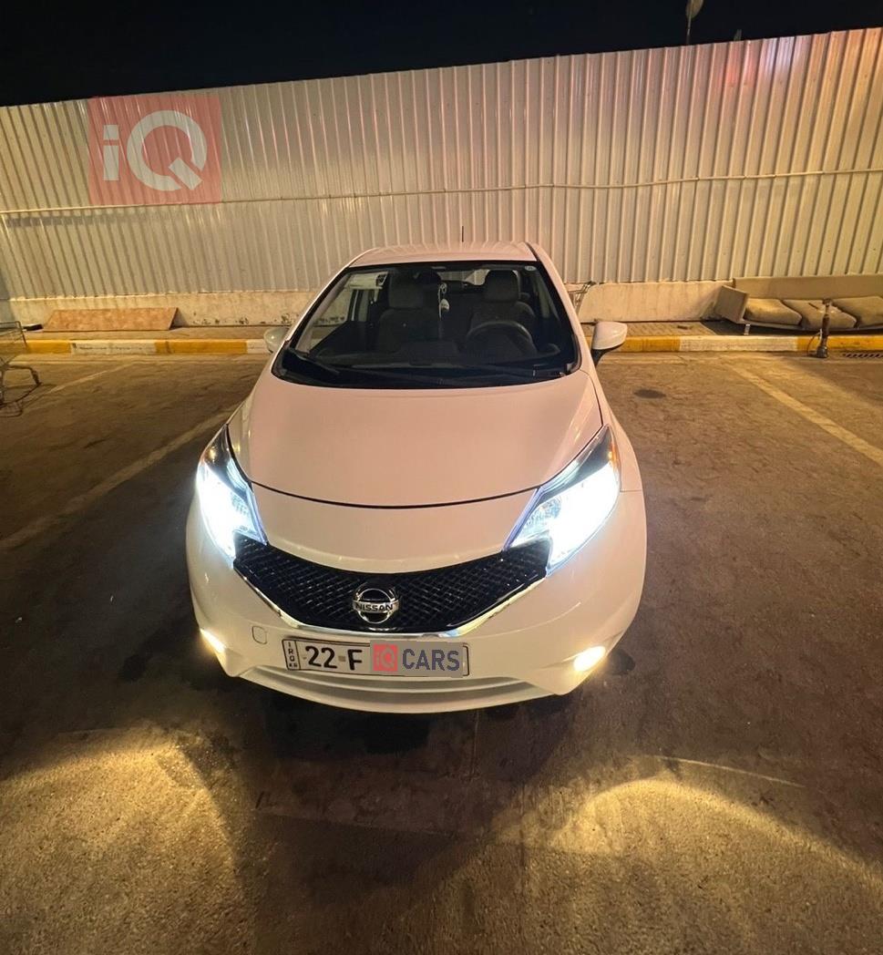 نيسان فيرسا